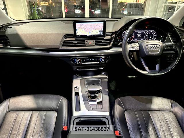 Audi Q5 2018-05 219516-11