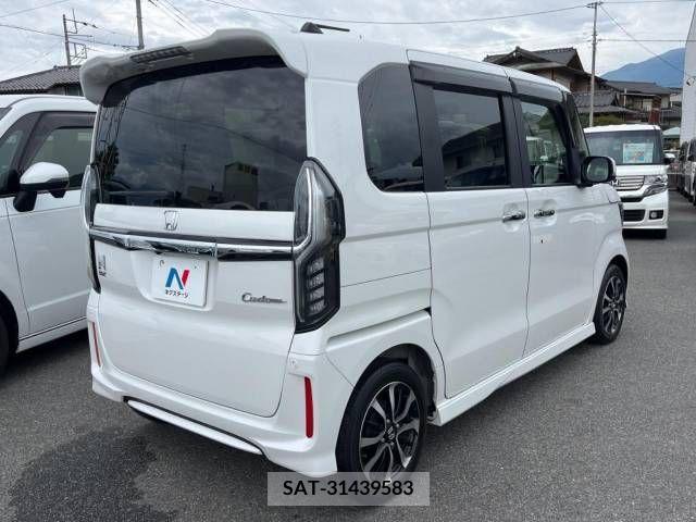 Honda N BOX CUSTOM 2020-06 330566-17