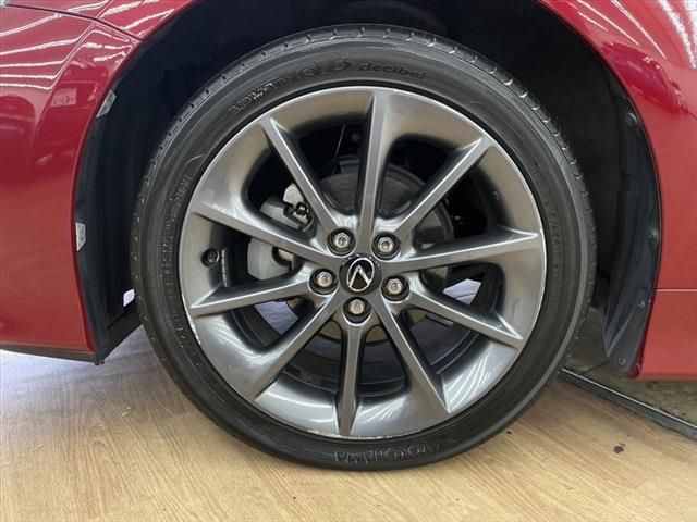 Lexus CT 2011-03 189978-17