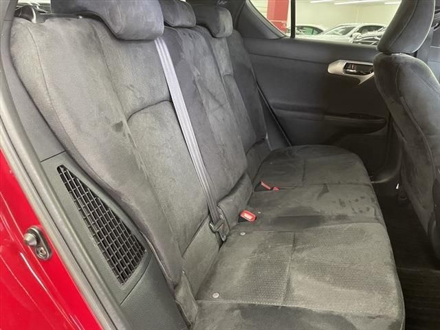 Lexus CT 2011-03 189978-20
