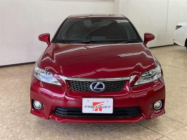 Lexus CT 2011-03 189978-1