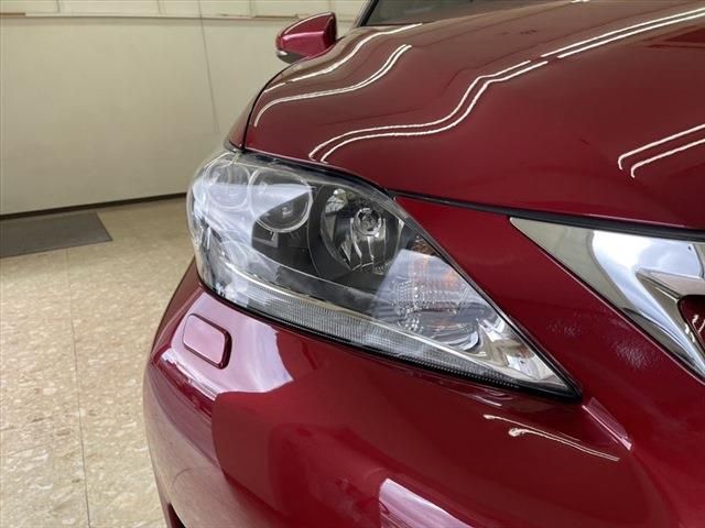 Lexus CT 2011-03 189978-9