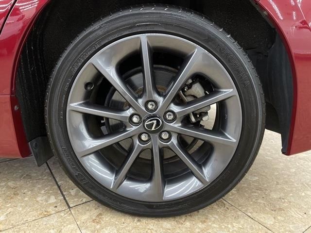 Lexus CT 2011-03 189978-16
