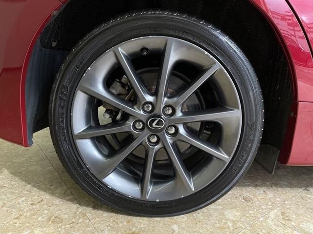Lexus CT 2011-03 189978-15