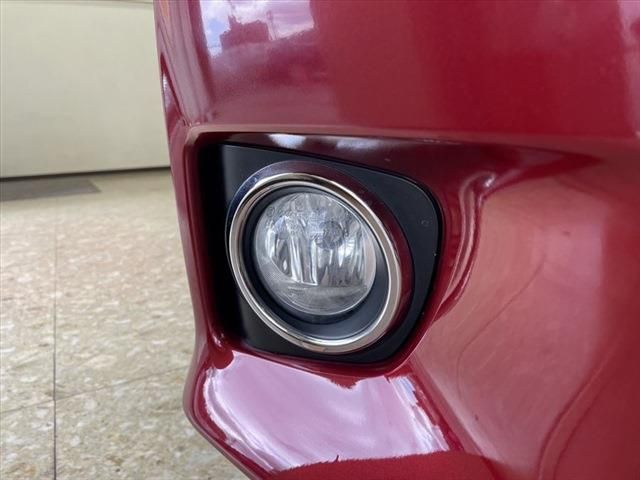 Lexus CT 2011-03 189978-11