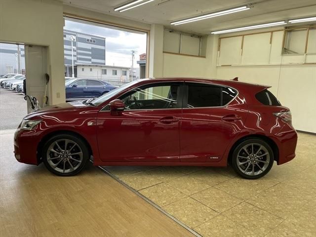 Lexus CT 2011-03 189978-7