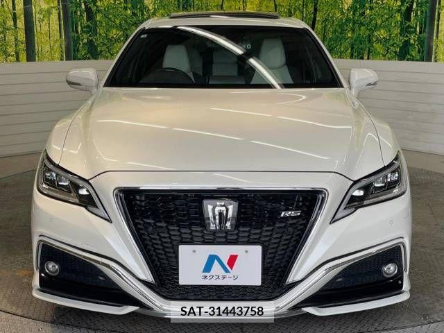 Toyota CROWN SEDAN 2018-07 384369-14
