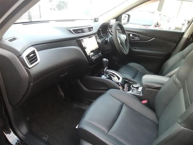 Nissan X-TRAIL 2017-02 188480-16