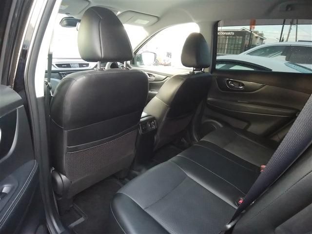 Nissan X-TRAIL 2017-02 188480-19
