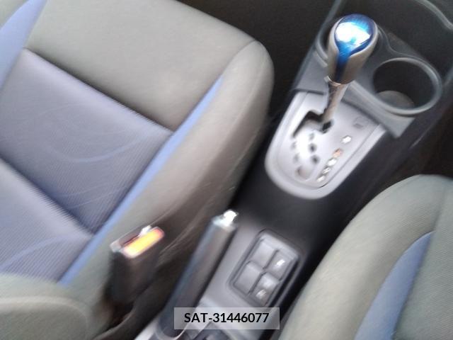 Toyota AQUA 2019-09 389350-5
