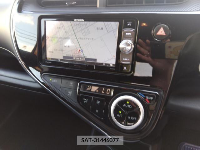 Toyota AQUA 2019-09 389350-3