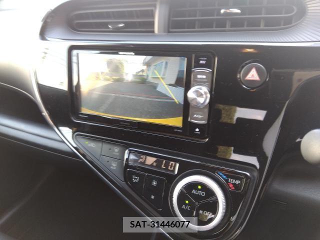 Toyota AQUA 2019-09 389350-4