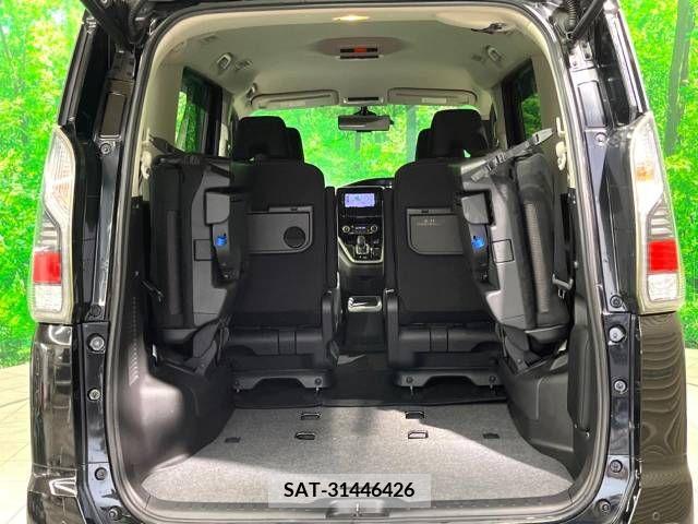 Nissan SERENA 2018-02 284165-10