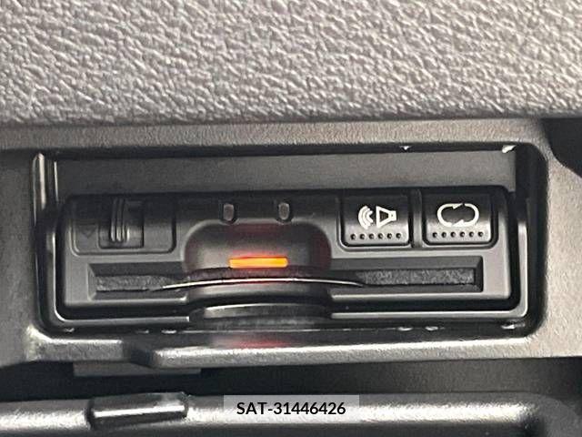 Nissan SERENA 2018-02 284165-5