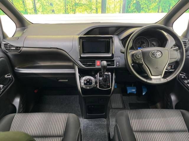 Toyota VOXY 2019-09 14432-1