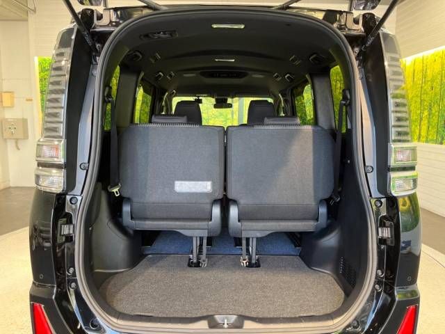 Toyota VOXY 2019-09 14432-11
