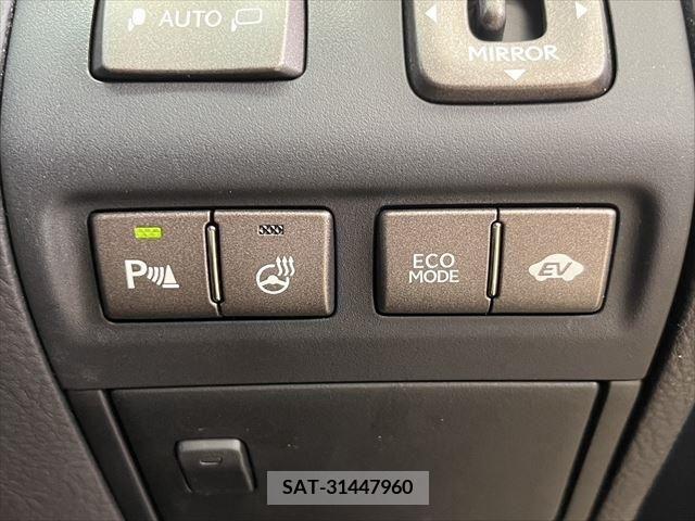 Lexus LS 2011-09 391881-7