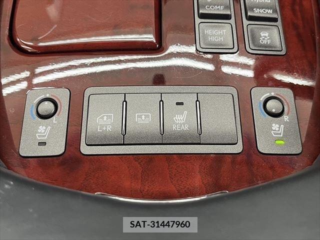 Lexus LS 2011-09 391881-6