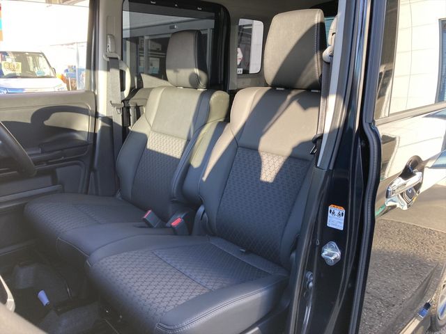 Suzuki SPACIA 2023-01 183889-5