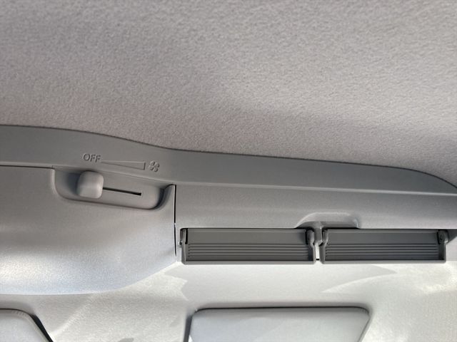 Suzuki SPACIA 2023-01 183889-14