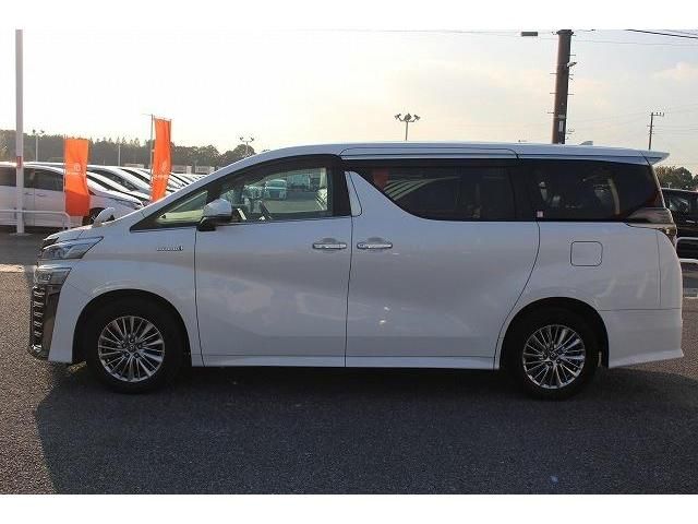 Toyota VELLFIRE 2018-11 18679-6