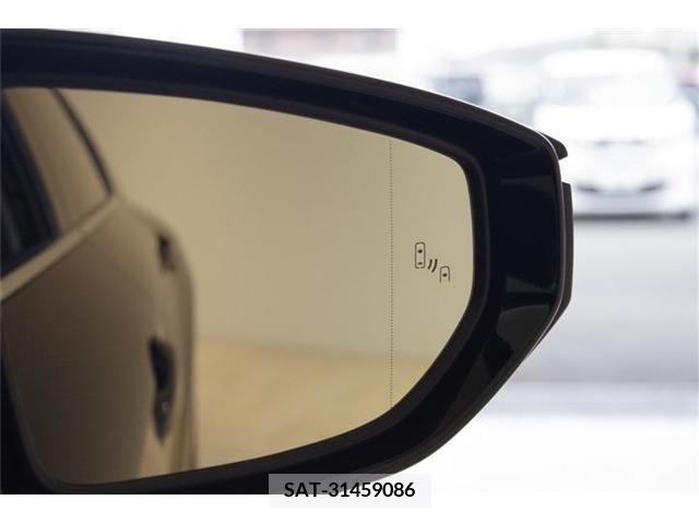 Lexus IS 2022-11 397095-8