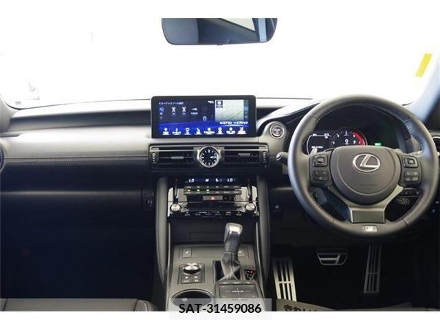 Lexus IS 2022-11 397095-1