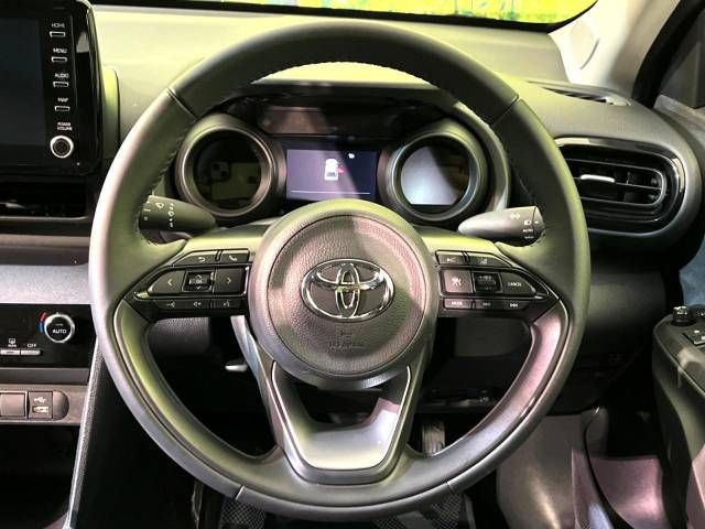 Toyota YARIS CROSS 2023-07 193244-11