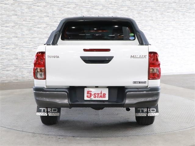 Toyota HILUX 2019-12 27459-7