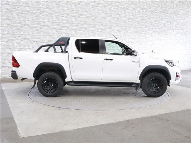 Toyota HILUX 2019-12 27459-6