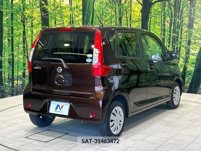 Nissan DAYZ 2017-03 390305-17