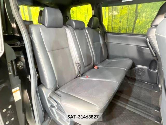 Toyota ESQUIRE 2019-06 321623-8
