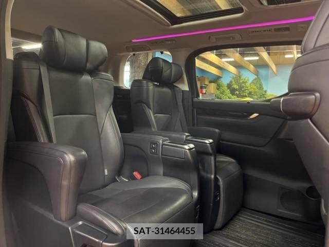 Toyota ALPHARD 2017-03 378659-9
