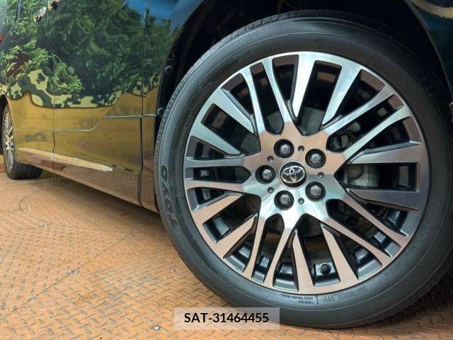 Toyota ALPHARD 2017-03 378659-14