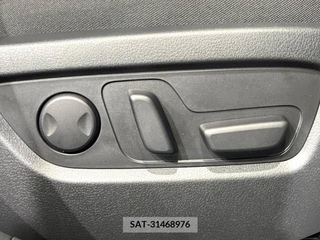 Mazda CX-30 2023-03 209401-7