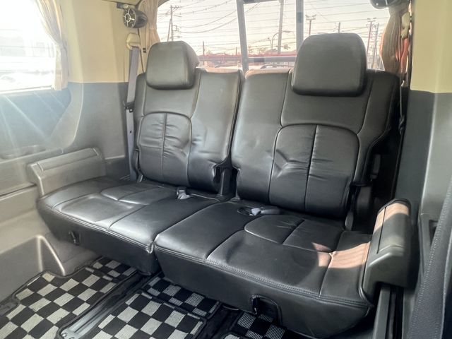 Mitsubishi DELICA D5 2010-09 14669-18