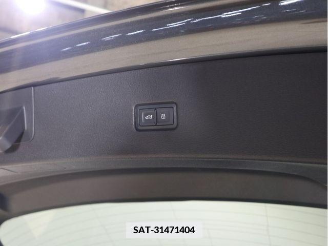 Audi Q8 2020-03 352683-25