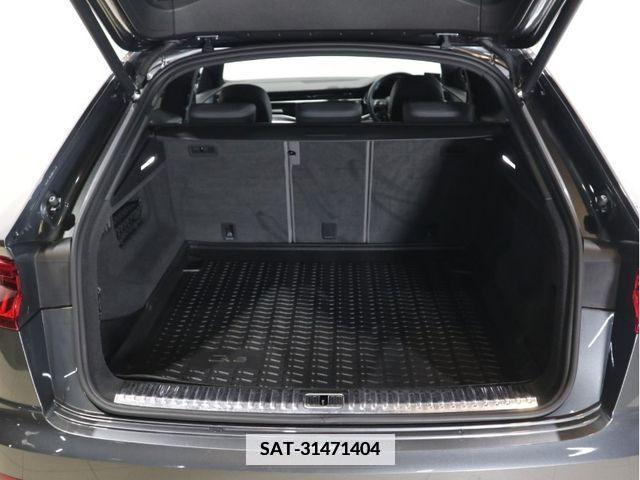 Audi Q8 2020-03 352683-26