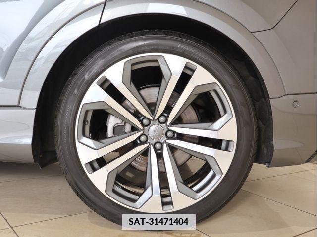 Audi Q8 2020-03 352683-29