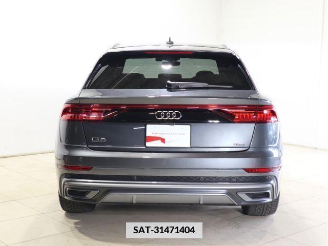 Audi Q8 2020-03 352683-2