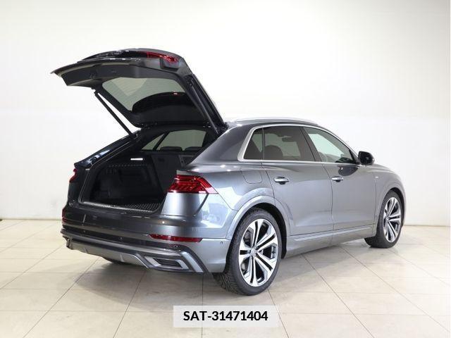 Audi Q8 2020-03 352683-7