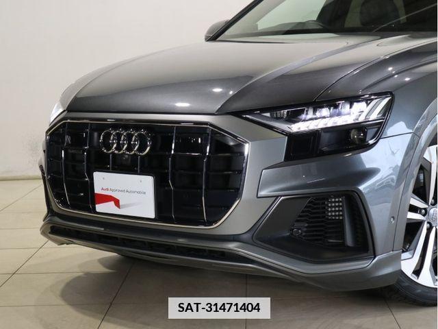Audi Q8 2020-03 352683-4