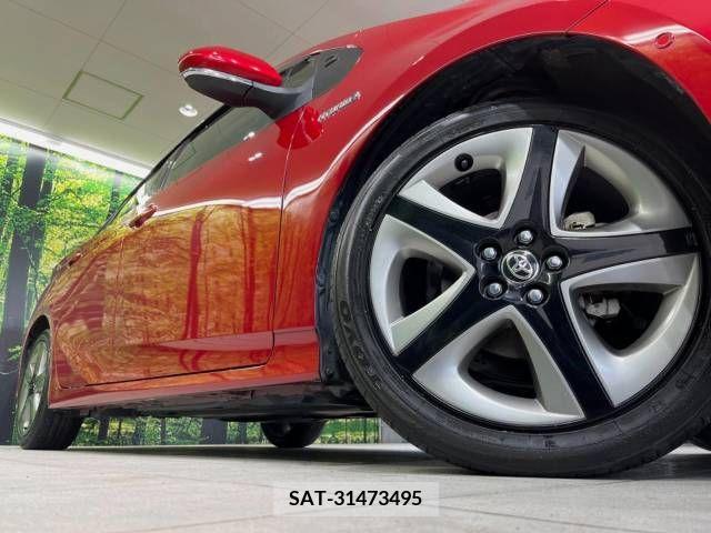 Toyota PRIUS 2019-06 281796-13