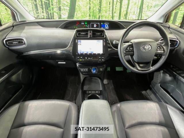 Toyota PRIUS 2019-06 281796-1
