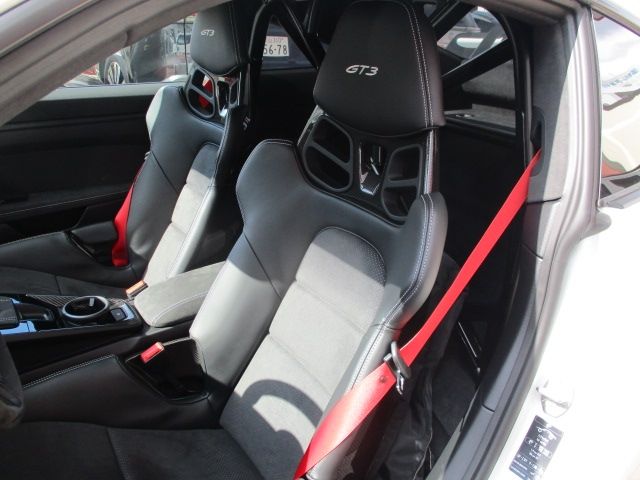 Porsche 911 2023-02 2688-17