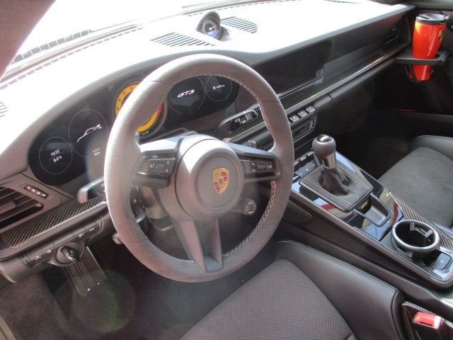 Porsche 911 2023-02 2688-21
