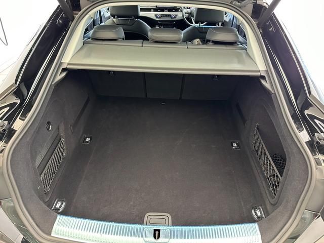 Audi A5 2021-06 18145-18