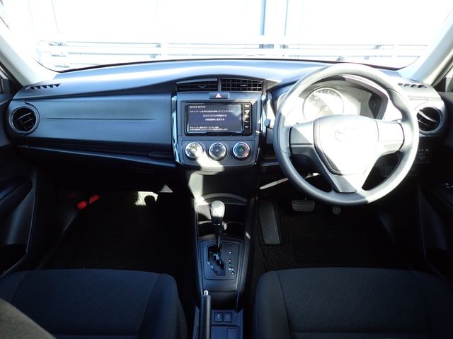 Toyota COROLLA AXIO 2020-09 21853-1