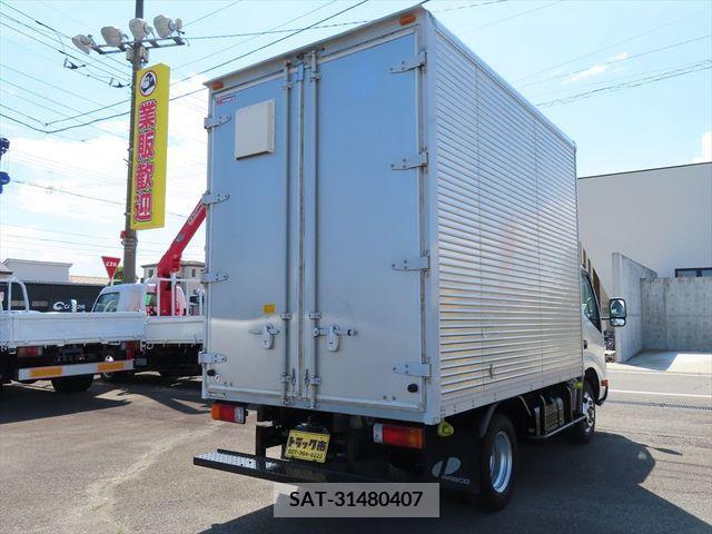 Hino DUTRO 2016-11 203806-2