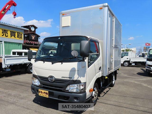Hino DUTRO 2016-11 203806-0